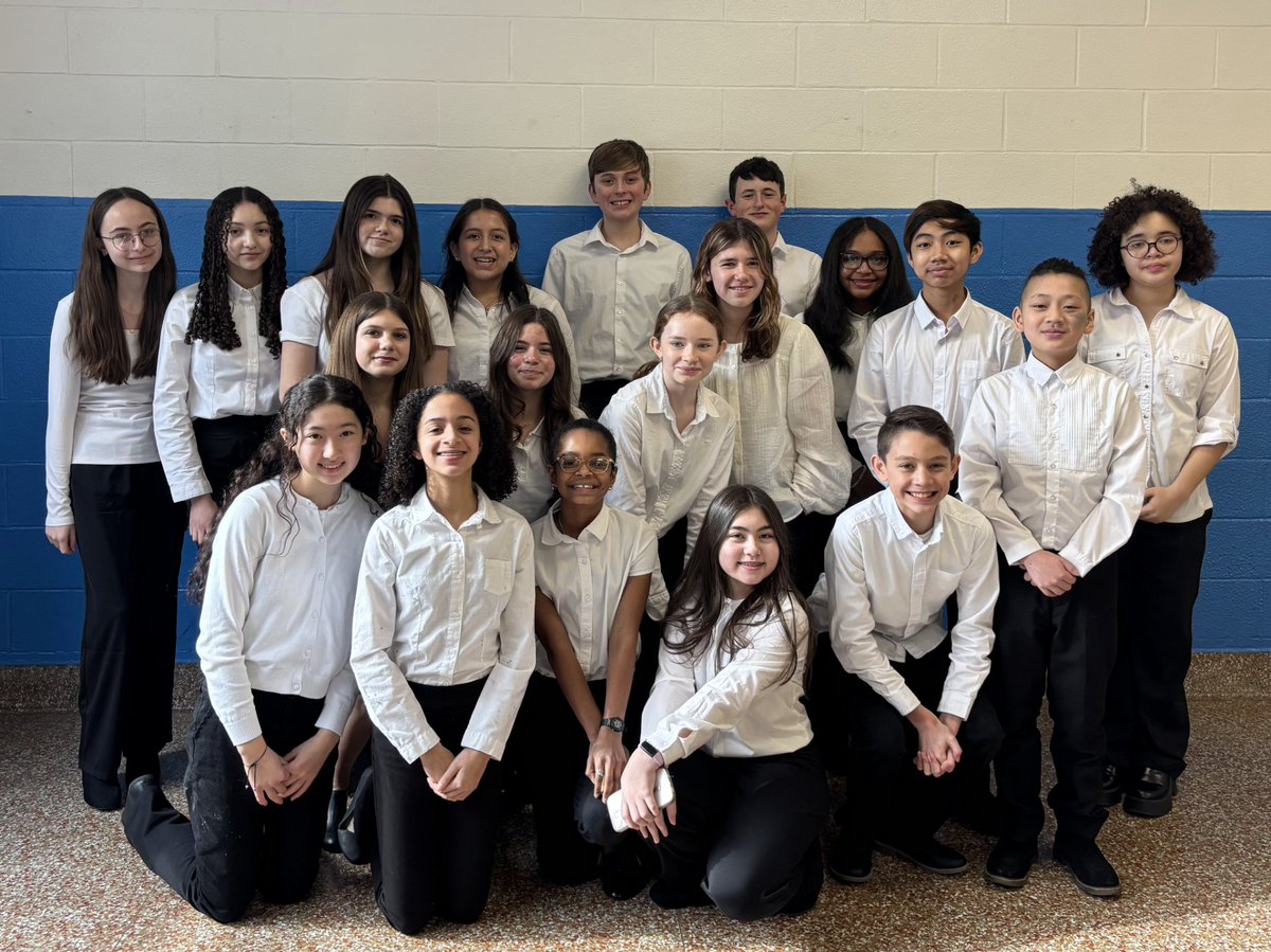 MMS_Chorus's tweet photo. @MahopacSchools @MMS_PACPride our MMS 7th &amp; 8th Grade Band, Chorus and Orchestra students participating in the PCMEA All County Music Festival!  @NYSSMAZone10 @NYSSMA_Official https://t.co/hGe58CJwyt