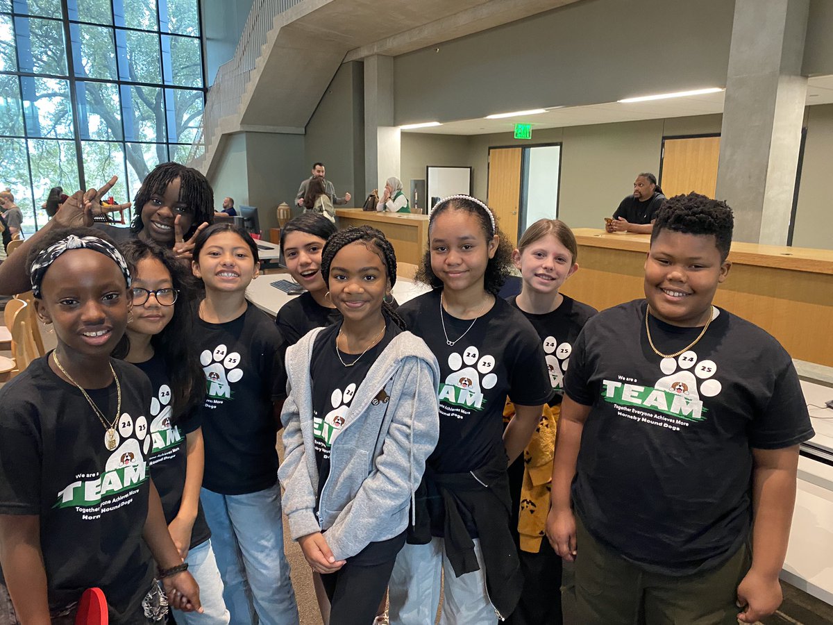 DVISD_SocialStudies (@dvisd_ss) on Twitter photo Almost time! Love that our <a href="/DVISD_HDES/">HornsbyDunlapES</a> student competitors also get to explore the @stedwardsu university setting and talk to other competitors from schools across the state. #RealLifeLearning #DVProud Almost time! Love that our <a href="/DVISD_HDES/">HornsbyDunlapES</a> student competitors also get to explore the @stedwardsu university setting and talk to other competitors from schools across the state. #RealLifeLearning #DVProud