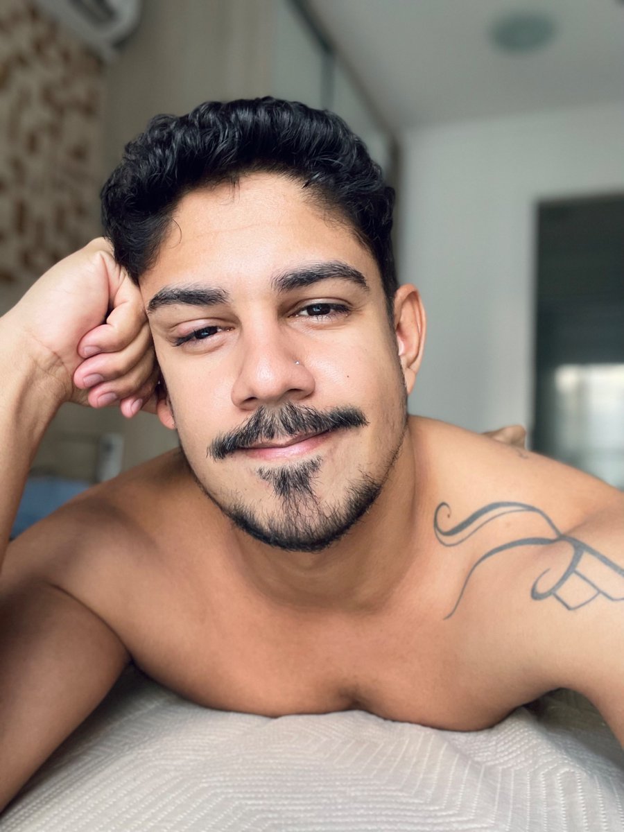 Preguiça de sábado !
🙃