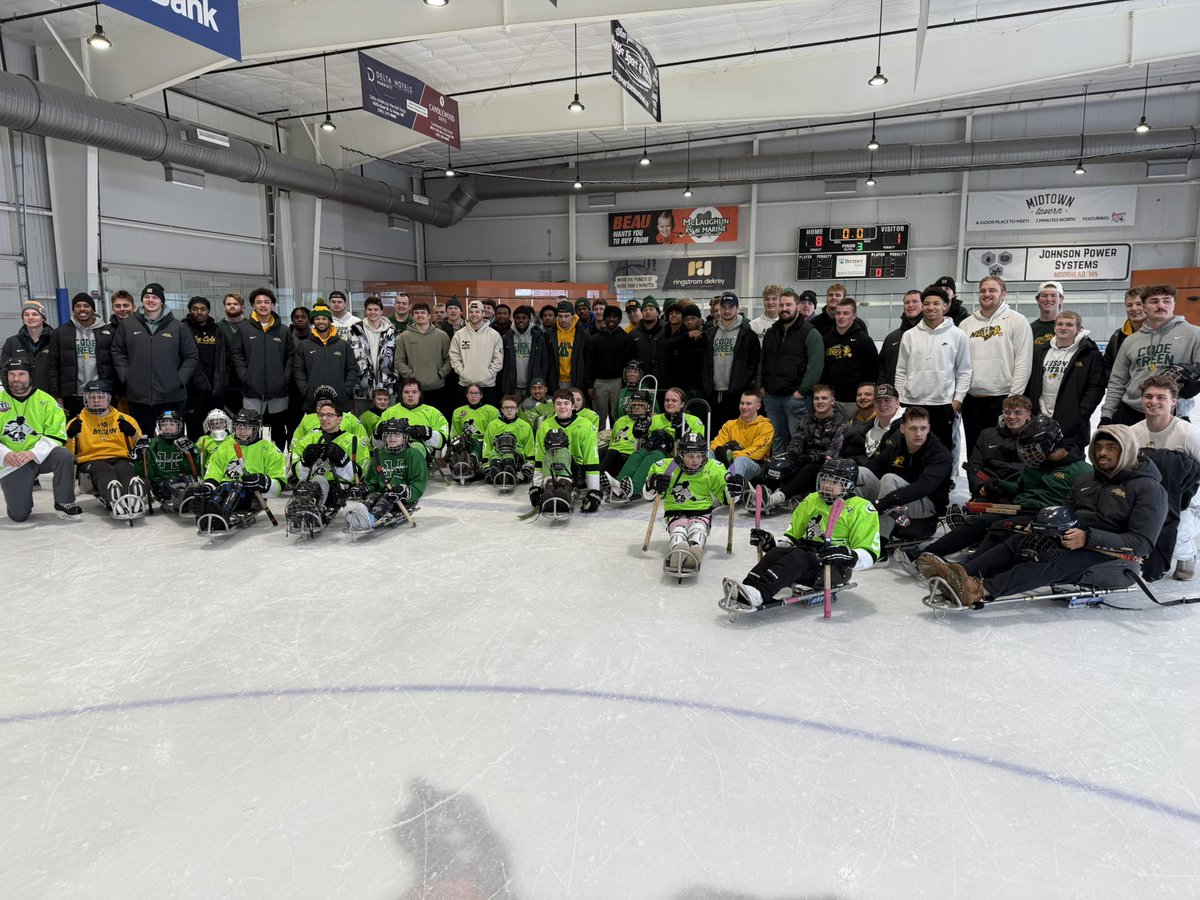Had a great time today playing sled hockey!! Thank you <a href="/GandGCollective/">The Green and The Gold Collective</a>!