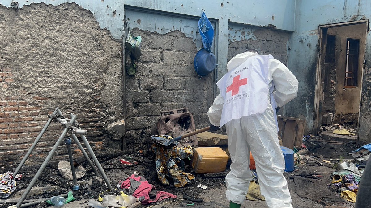 kapinga_yvonne's tweet photo. Goma: 138 femmes et 25 enfants ont perdu la vie dans l’incendie à la prison Munzenze lors de l’entrée de la rébellion à #Goma https://t.co/gPKlD6c4kl