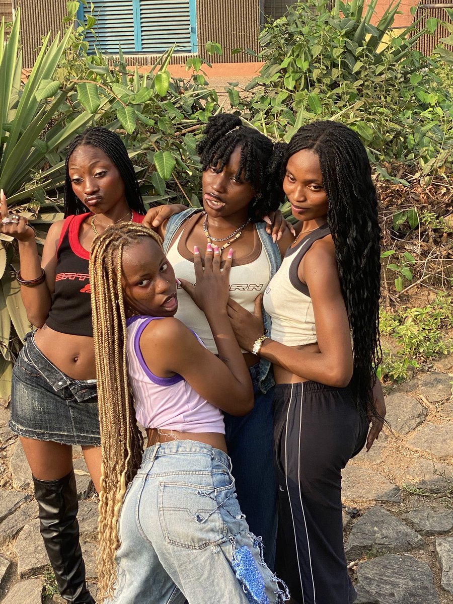 sammyd0pe_'s tweet image. I HAD A SHOOT FOR MY BRAND YESTERDAY 😋