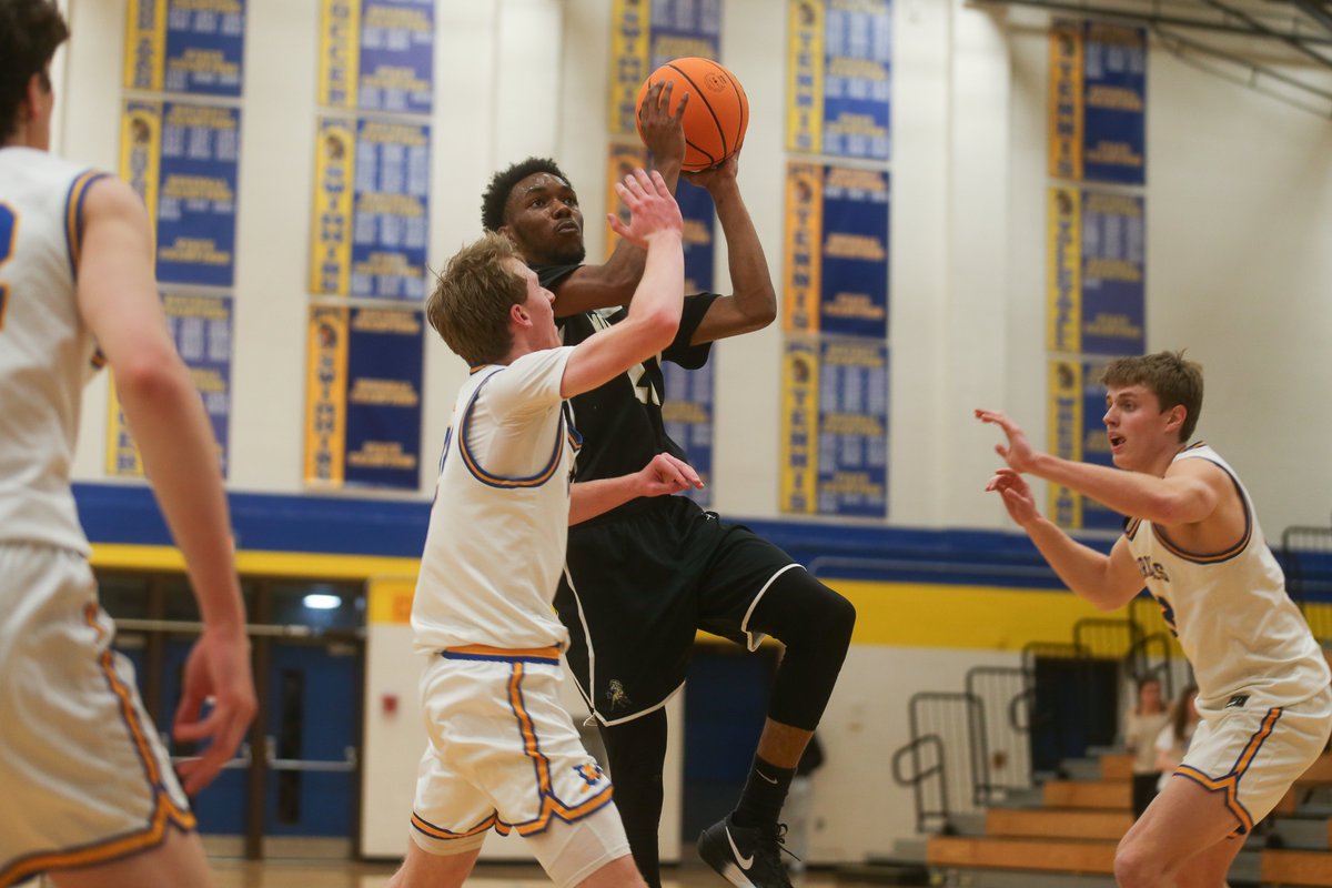 Photos from Friday's Jefferson District basketball doubleheader between Monticello and Western Albemarle. tinyurl.com/4zw752fe