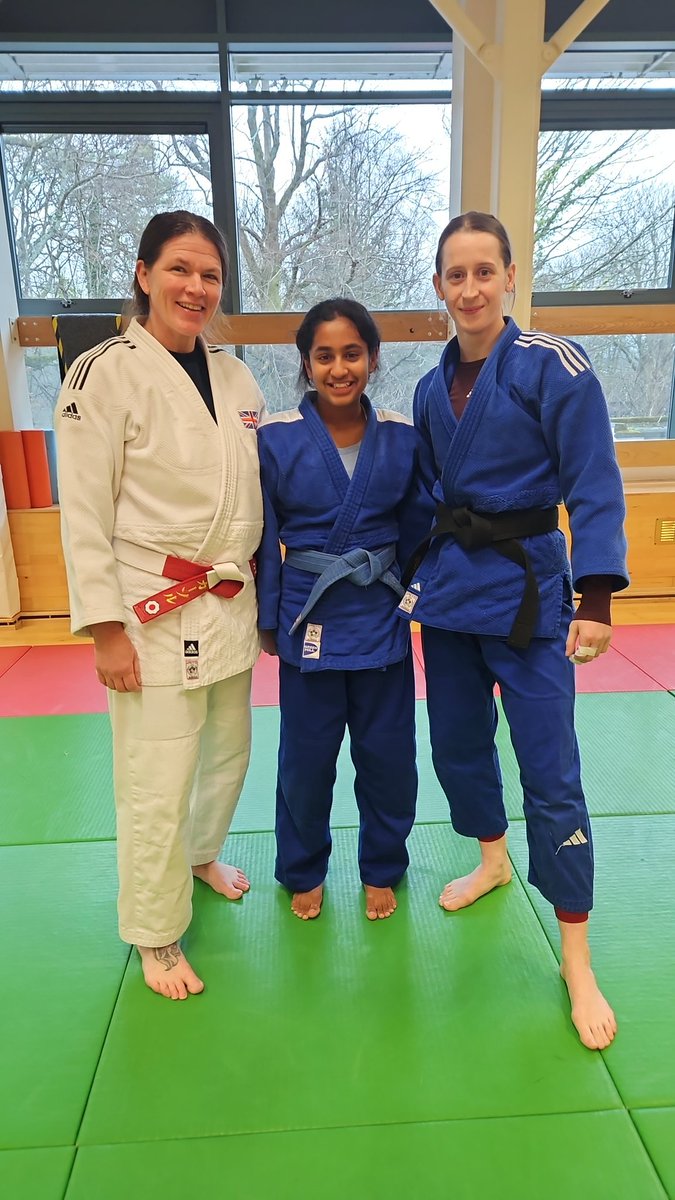 Shamila Yoganathan 🌍💙💛 tweet media