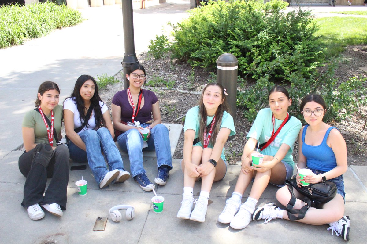 ncpaunledu's tweet photo. The countdown is on—only 4 days until #GlowBigRed! Support the NCPA community by donating as little as $5 or sharing our page. Your support helps scholars gain skills, build friendships &amp; make memories at UNL Summer Camps!
 
Donate today!  https://t.co/uq8DDniDe2 
#GiveBigGlowBig https://t.co/5Ie6Mcl15I
