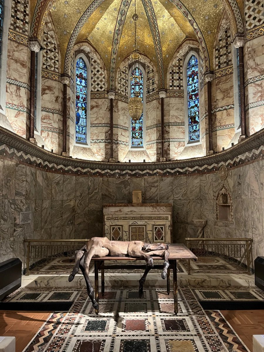 ealmajed1's tweet photo. One of the most outstanding recent exhibitions in London is In Attendance!
The exhibition is inspired by philosopher Simone Weil and reimagines attention as a state of openness 🤯 https://t.co/ot3RD0rL7X