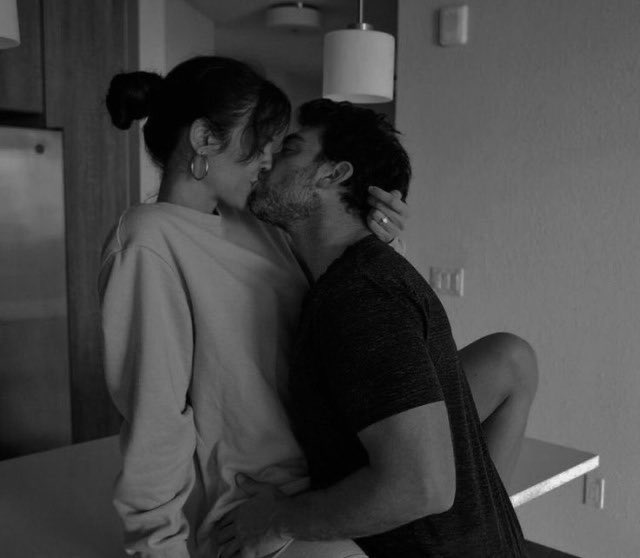 Counter kisses >