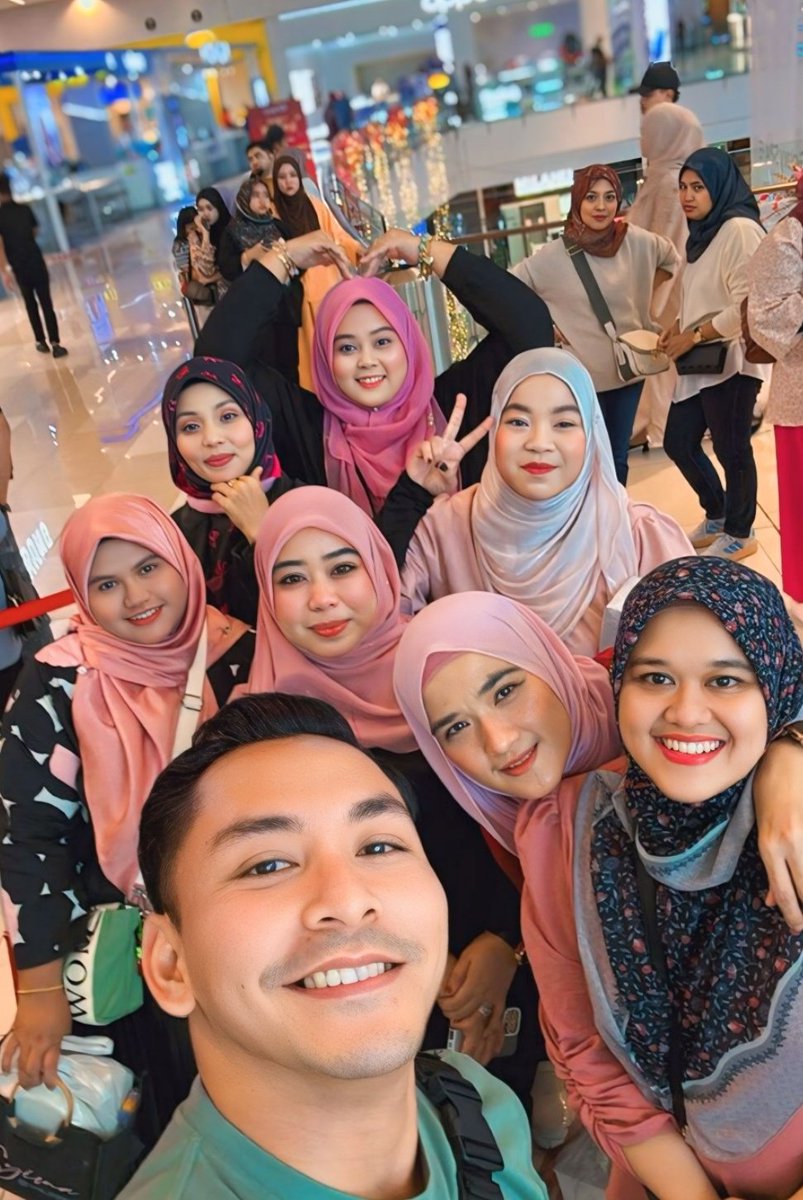 WnSyima86's tweet photo. Tq for today korang!! 🥹🫰🏻
💞💕💗🩷💓

@iqbalhakimi28 
@shafuramail 
@lizerieza30 
@ezie80 
@eijaamdan11 
@Dekya1996 https://t.co/vOyrpsaiEI