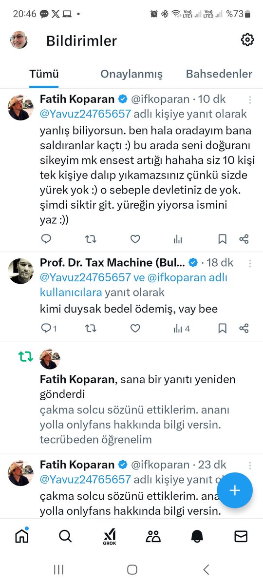 Bu herif böyle yazıyor. Just english bunun sponsoru. 
   Beni engelledi. Ulaşabilen biri varsa; söylesin, ona bir mektup göndereceğim