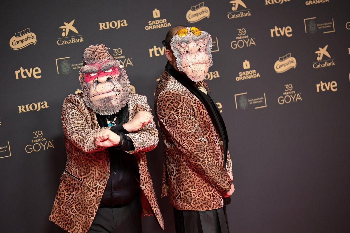 Atención a las caretas del equipo de WAN (Víctor Monigote, director, y Carlos Ayerbe, productor)

El corto opta a Mejor Corto de Animación con esta historia de fantasía en la que un particular homínido se enfrenta a un anciana y a su perro-hiena. 

📸 <a href="/MarcoBarada/">Marco Barada</a> 

#Goya2025