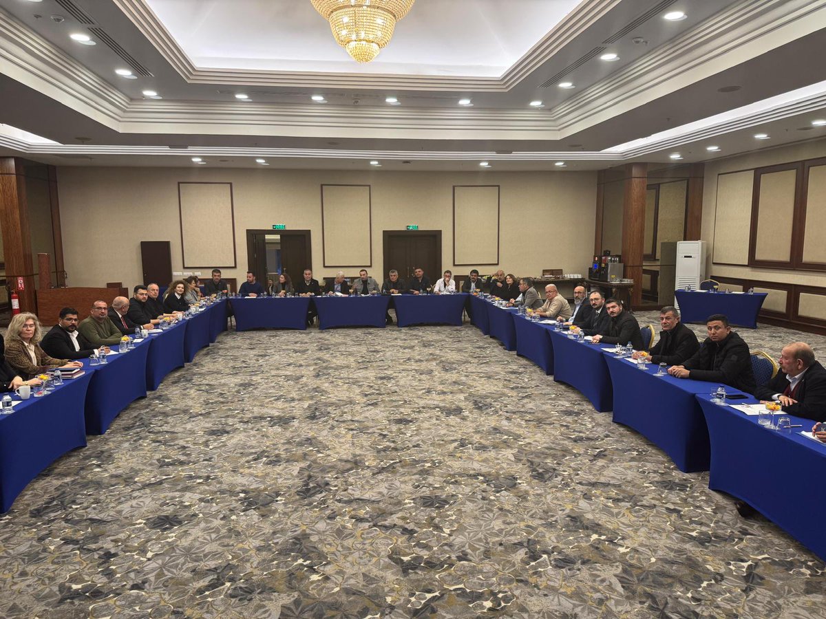 Cumhuriyet Halk Partisi Antalya İl Başkanımız Nail KAMACI ve İl yöneticilerimiz olarak,YDK üyemiz Deniz DEMİRÖZ, Milletvekillerimiz Cavit ARI, Aliye COŞAR, Sururi ÇORABATUR, Aykut KAYA, Aksu Belediye Başkanımız İsa YILDIRIM, Serik Belediye Başkanımız Kadir KUMBUL, Kadın Kolları