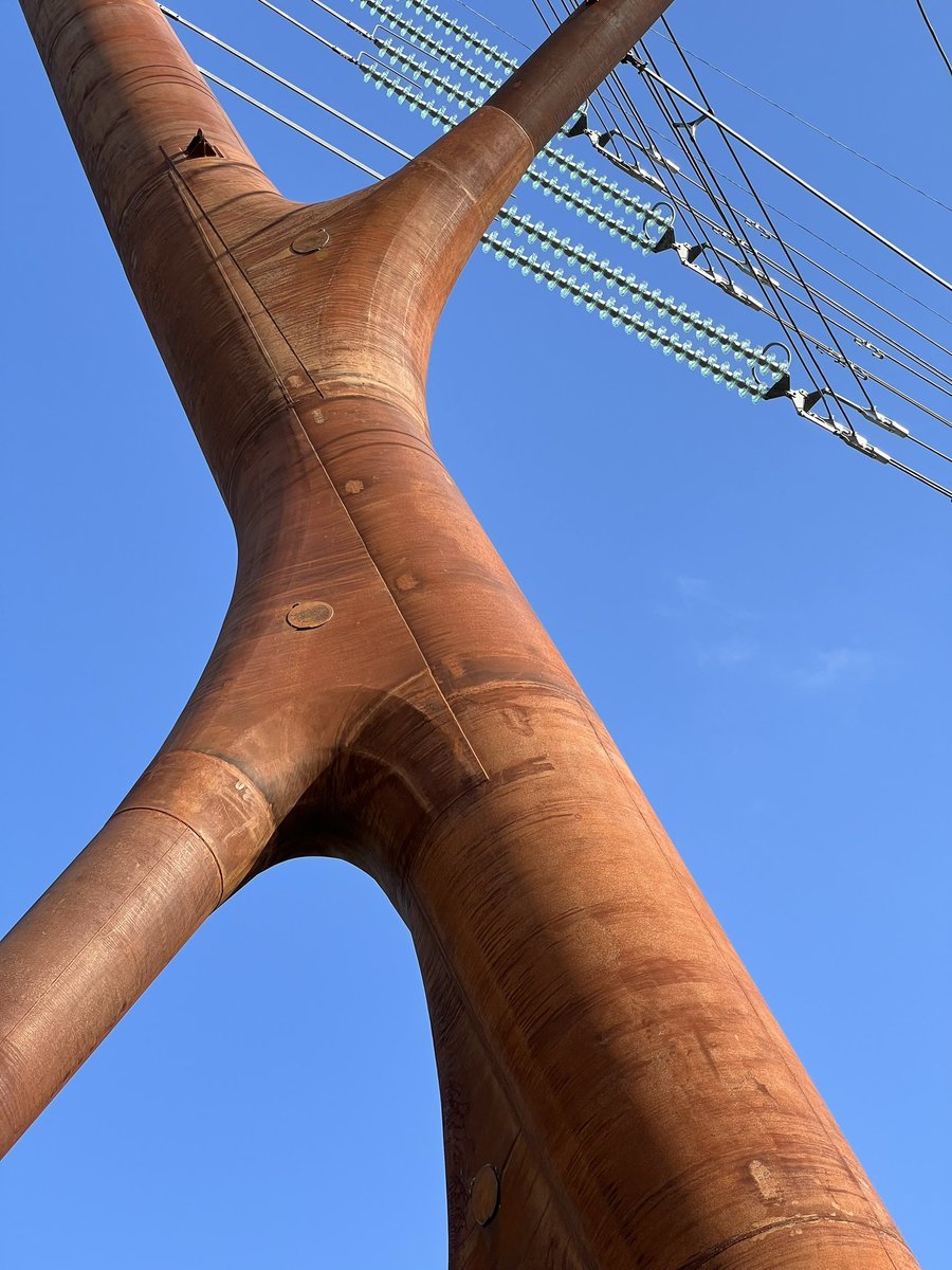 Good timing to show your beautiful pylons, Estonia! #estonianarchitecture