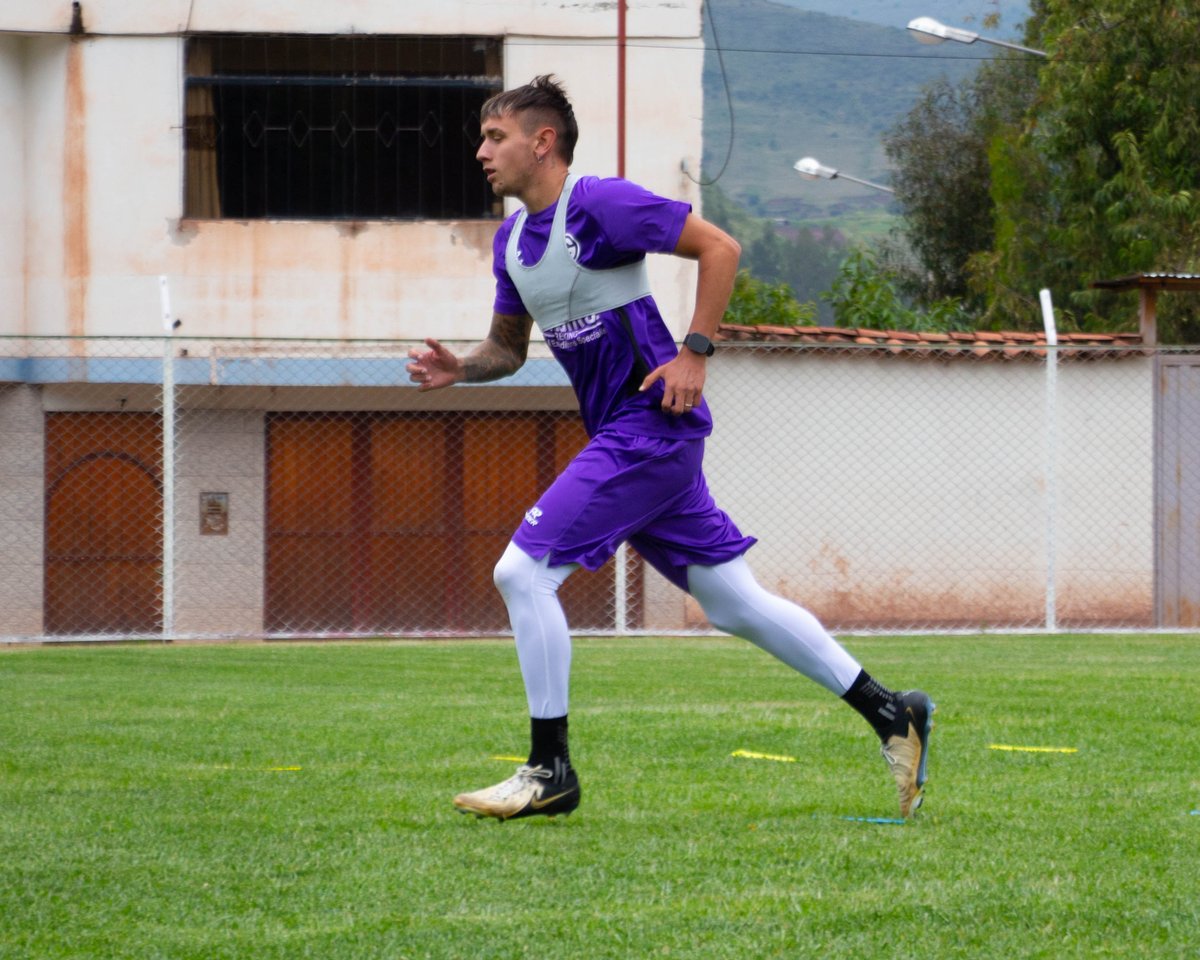 CD_Garcilaso's tweet photo. 𝗟𝗶𝘀𝘁𝗼𝘀 𝗽𝗮𝗿𝗮 𝗲𝗹 𝗰𝗹𝗮́𝘀𝗶𝗰𝗼 𝗱𝗲𝗹 𝗧𝗮𝗵𝘂𝗮𝗻𝘁𝗶𝗻𝘀𝘂𝘆𝗼. 🛡️⚽

#DeportivoGarcilaso #RicoGarci #PedacitoDeCielo #CelesteHastaLaMuerte #CelesteDeCorazon #CuscoCeleste #Cusco #Garcilaso #TorneoApertura #Liga1TeApuesto #Chankas #LosChankasCYC https://t.co/j1ZX47E2lv