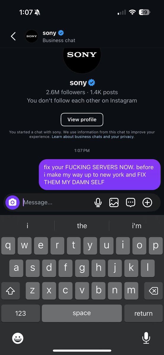LightskinJDEN's tweet photo. @Sony dm me back. we have to talk https://t.co/wlmL3QgYSa
