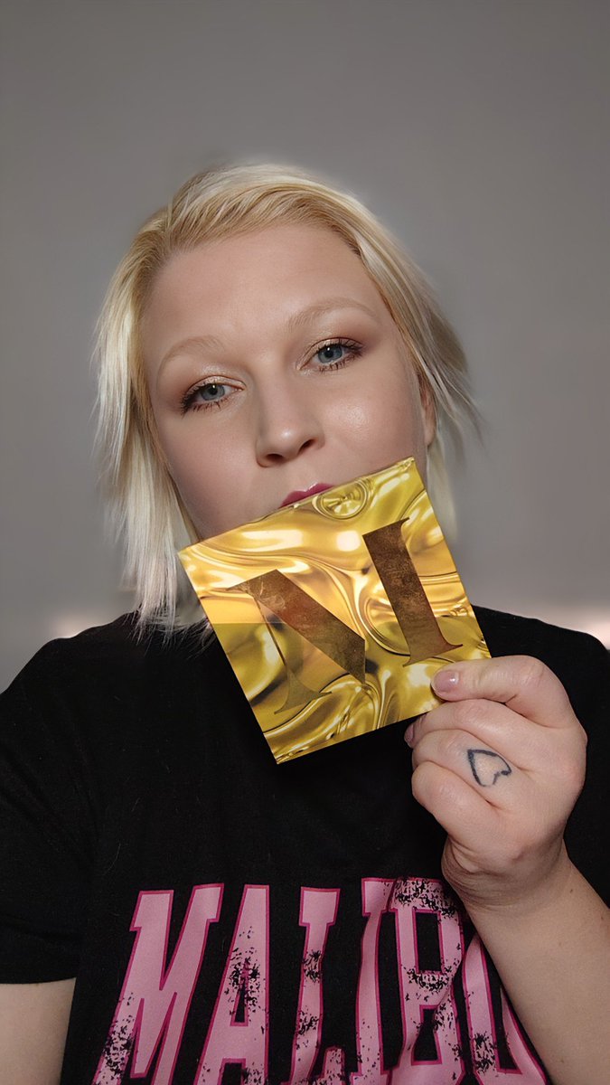 Beauty Influencer 🇸🇪 tweet media