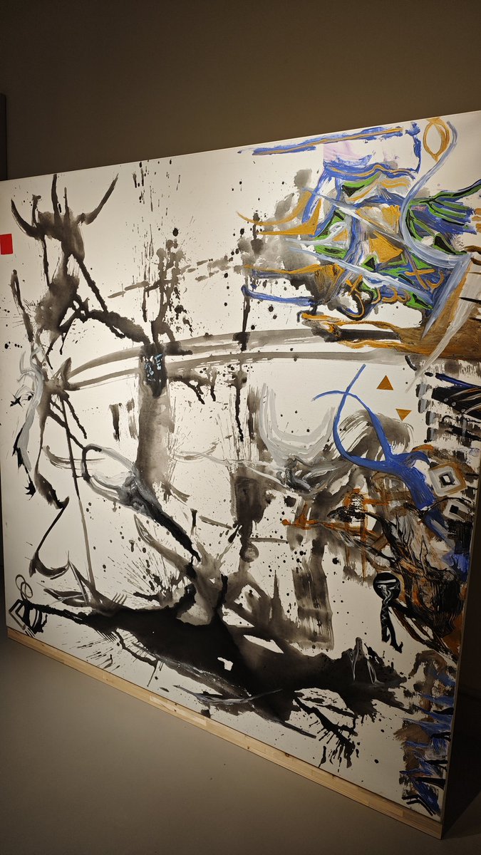 À Villers-Cotterêts, vernissage de l'exposition Valère Novarina. Cet artiste complet franco-suisse combine les formes d'expression et développe une réflexion originale sur la langue française. À découvrir à la <a href="/citelanguefr/">Cité internationale de la langue française</a> jusqu'au 27 avril 2025. Allez-y !cite-langue-francaise.fr/agenda/traces-…