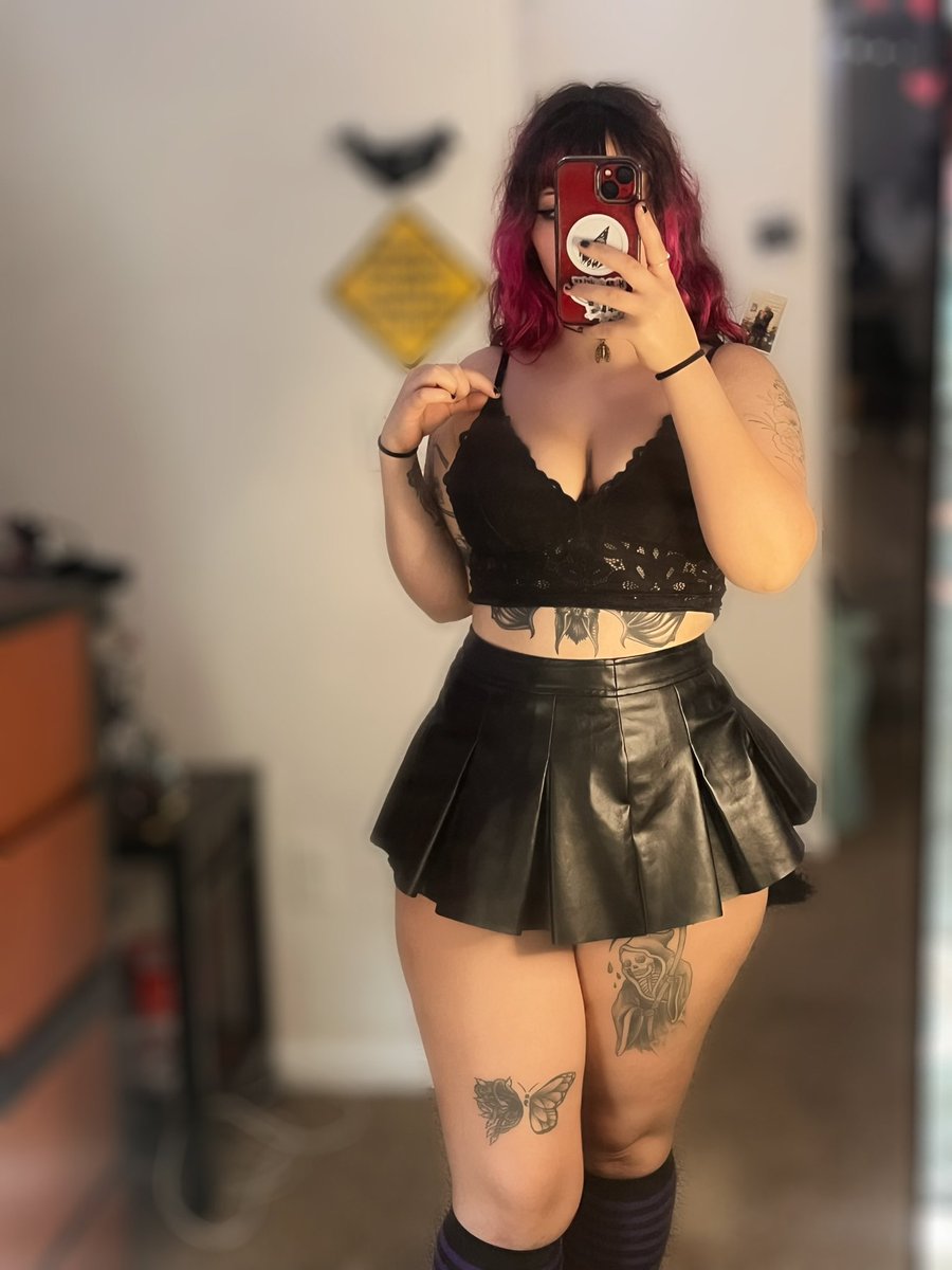 janegothxo's tweet photo. Chudai 😈🍑 https://t.co/FrTIRUY8u9