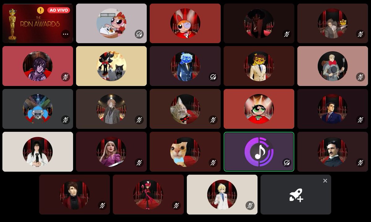 simplesmente a <a href="/ravenerdola/">Rave Updates🇧🇷</a> fazendo o nerd awards e estamos todos trajados pq somos idiotas