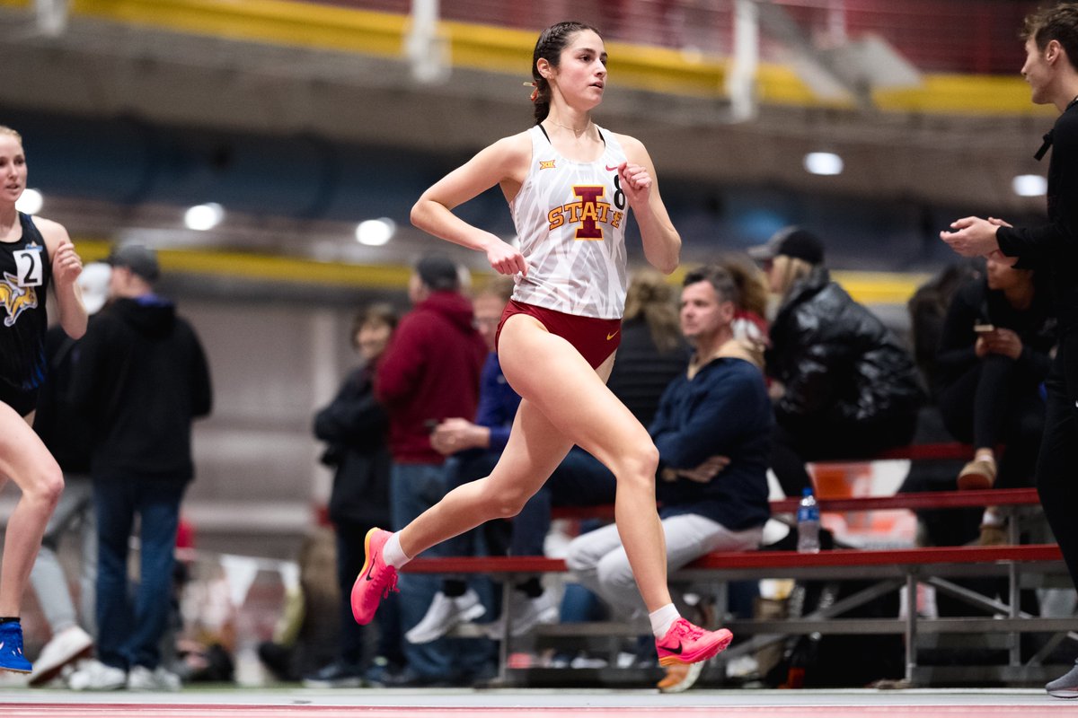 Women's Mile 🔥

1. Mya Trober // 4:44.63 (PR)
2. Ashlyn Keeney // 4:45.25 (PR)
3. Sheridan Wheeler // 4:46.06 (PR)
5. Sydney Morrell // 4:47.56 (PR)

#CycloneSZN