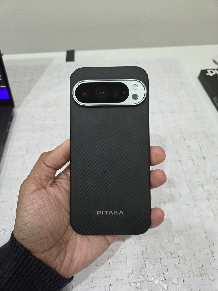 _arorarohit_'s tweet image. Selling my Pixel 9 Pro in absolute new condition with Pitaka case. Let me know if anyone is Interested. Delhi-NCR preferred because I can just porter directly. 

24th oct purchased from croma.

Price: 70k. Prepaid delivery so only message if you trust me. 

#Pixel9Pro