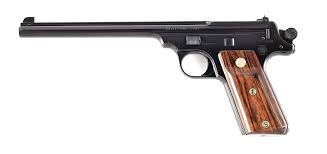 evanswag1064's tweet photo. #Roblox #PhantomForces #UpdateThisCatagory Got a few new preposals for Others Catagory. The Alk pistol and the Straight Line Target pistol. (I think I'm cooking with this idea) https://t.co/P1S0KTF5iv