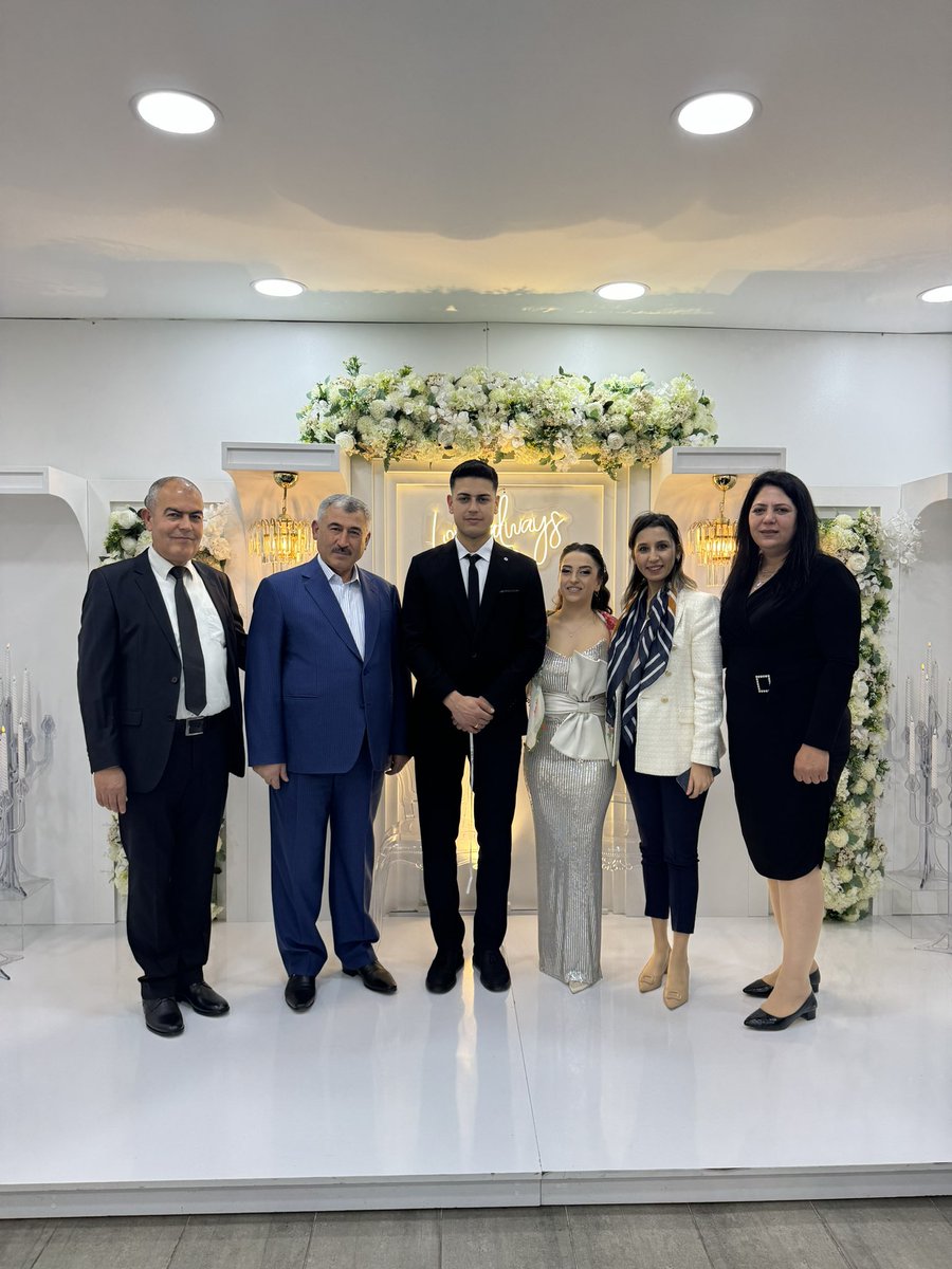 Yumurtalık ilçe kadın kolları başkanımız Aysen Mengütay’ın oğlu Kemal ve Ceren kızımızın evlilik yolunda attığı ilk adıma  nişan yüzüklerini takarak mutluluklarına ortak olduk.
Her iki aileyede hayırlı olmasını diliyor, gençlerimize iki cihanda mutluluklar diliyorum.