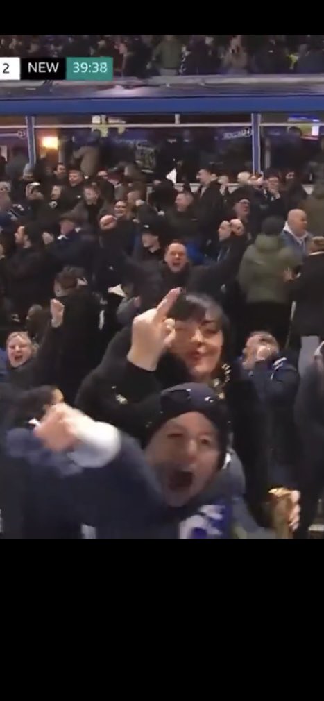NatEvaJudeD's tweet image. Just scored a screamer so you give the middle finger to a cameraman.. Brummie birds - Absolute slappers 🤦🏻‍♂️🥴 #Birmingham #FACupFourthRound