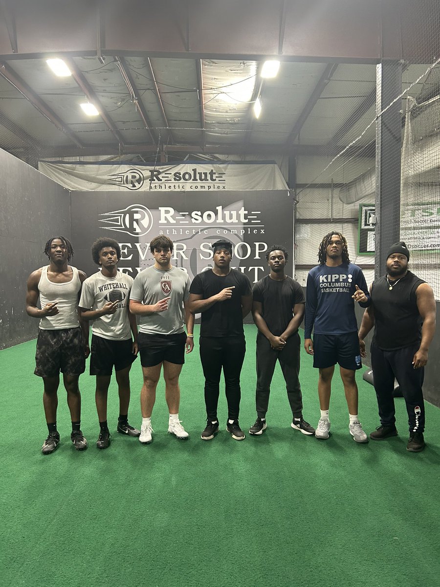 DL/LB Elite Dawgz Training (OH) (@elitedawgz_) on Twitter photo Great first week with the Elite Dawgz 🐶🐶! Looking forward to growing and helping build students of the game!!
Why not be an Elite Dawg?
Train Or Complain‼️🐶💪🏾
<a href="/nas_buff/">Naseem Strickland</a> @Meadebakeye6 <a href="/KannehLawrence/">Lawrence Kanneh</a> <a href="/twan35_/">Antwan hollman</a> <a href="/MMil2026/">Michael Milenkovski ('26)</a> <a href="/AnthonyJalloh52/">Anthony Jalloh</a> <a href="/OL_HawgAcademy/">OL Hawg Academy (OH)</a> Great first week with the Elite Dawgz 🐶🐶! Looking forward to growing and helping build students of the game!!
Why not be an Elite Dawg?
Train Or Complain‼️🐶💪🏾
<a href="/nas_buff/">Naseem Strickland</a> @Meadebakeye6 <a href="/KannehLawrence/">Lawrence Kanneh</a> <a href="/twan35_/">Antwan hollman</a> <a href="/MMil2026/">Michael Milenkovski ('26)</a> <a href="/AnthonyJalloh52/">Anthony Jalloh</a> <a href="/OL_HawgAcademy/">OL Hawg Academy (OH)</a>