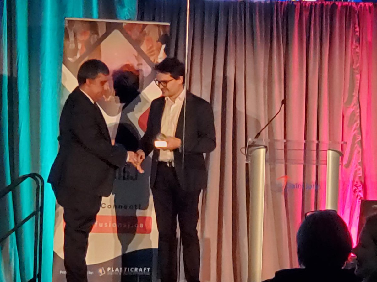 SJNewcomersCntr's tweet photo. 🎉 Congrats to our Managing Director, Mohamed Bagha, on winning the New John’er award at the Faces of Fusion Awards! 🏆 His dedication to supporting newcomers &amp; fostering inclusivity makes Saint John stronger. Well deserved! 👏 #FacesOfFusion #SaintJohn https://t.co/YmxK62tPHH