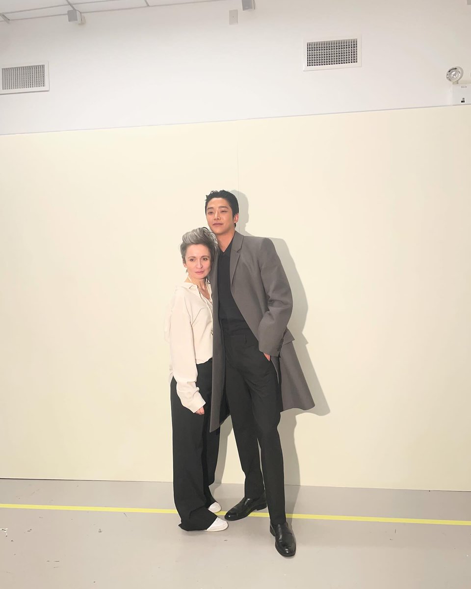 k_ro_woon's tweet photo. [🐭] 250208 로운인스타

NY with CK amazing show🤙

#calvinklein #calvinkleincollection

https://t.co/1DPNnP9glK

#로운 #ROWOON #로운인스타 #론스타그램 #캘빈클라인로운 #NYFW25 #CalvinKlein #VeronicaLeoni #김석우 https://t.co/8t39e2S0en
