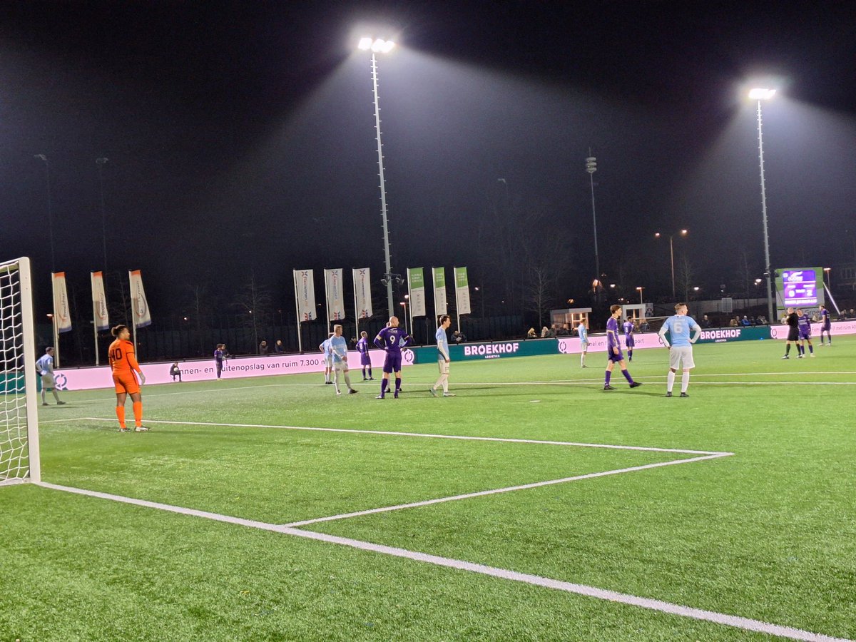 niek92jansen's tweet photo. VVSB π vv Gemert
π
08-02-2025
βοΈ 2-2
π Sportpark De Boekhorst, Noordwijkerhout π³π±
vv Gemert geeft 0-2 voorsprong weg in blessuretijd en VVSB knokt zich nog naar een punt β½
#VVSB #vvGemert #Noordwijkerhout #Gemert #Groundhopping #groundhoppen @VVSBNWHout @vvgemert @Derde_Div https://t.co/kCbDyzwIYg