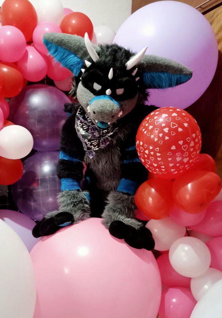 Astral Seeker ~ 🐉🎩🎈 tweet media