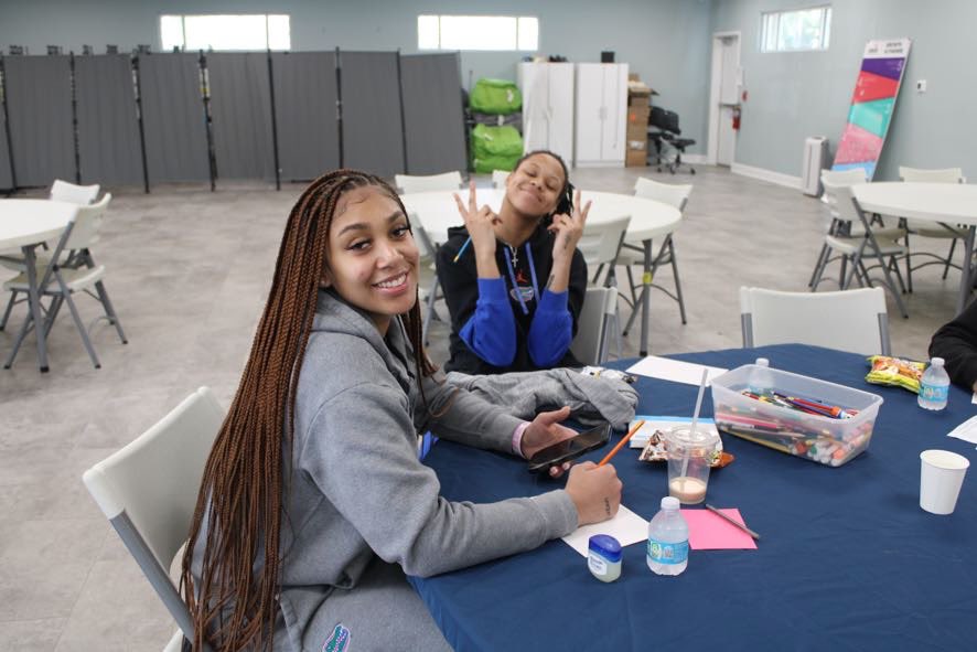 MeArah “Meezy” ONeal❤️🩹 (@mearahoneall) on Twitter photo I Loved spending time with the students at the PACE Center, creating puzzles about what makes us strong, who we look up to, and what gives us confidence. <a href="/PaceAlachua/">PACE Alachua</a> <a href="/FL_Victorious/">Florida Victorious</a> #FVFoundation I Loved spending time with the students at the PACE Center, creating puzzles about what makes us strong, who we look up to, and what gives us confidence. <a href="/PaceAlachua/">PACE Alachua</a> <a href="/FL_Victorious/">Florida Victorious</a> #FVFoundation