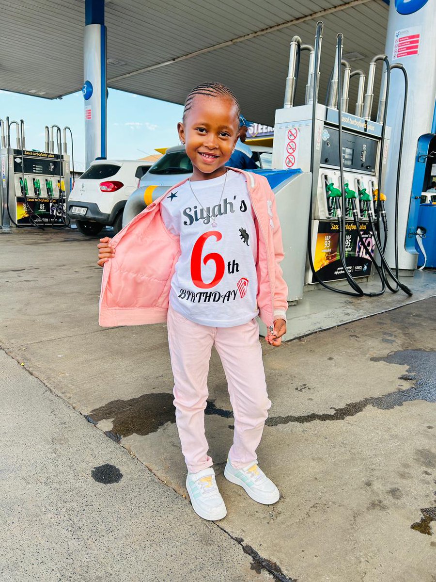 Xolanithuban's tweet image. ❤️