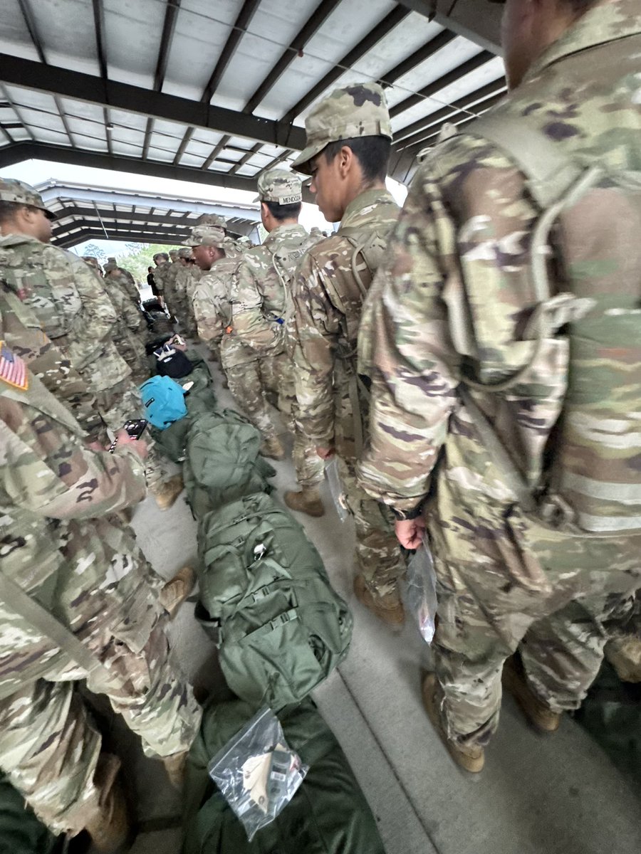 life lately 🙂‍↔️