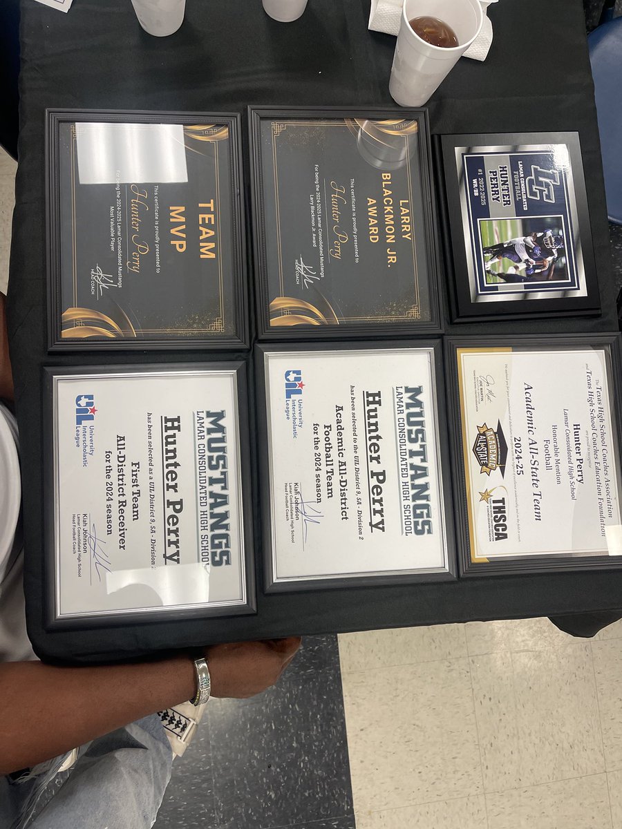 Hunter Perry💥🏈 tweet media