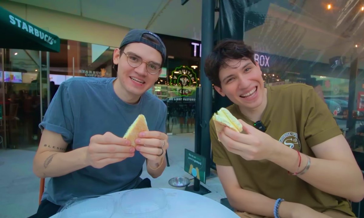 gisseIll's tweet image. rifados con el video, que se repita con comida vegana 🌱