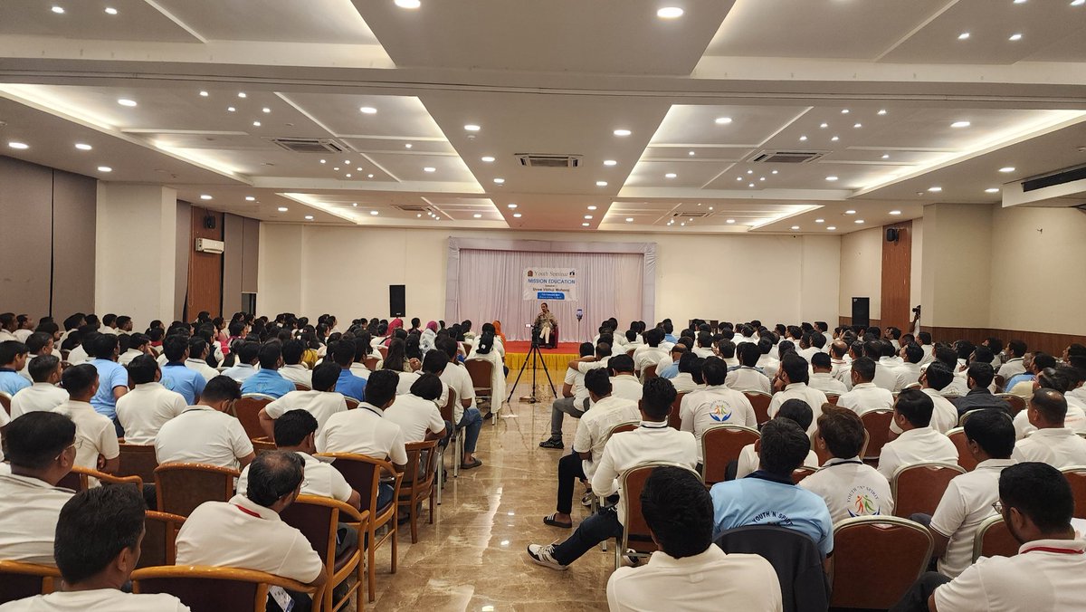 TheMsnEducation's tweet photo. On 8th Feb 2025, Mission Education Youth Seminar had organised at SOU, Gujarat.

#MissionEducation 
#EducateChildEducateNation 
#ManavUtthanSewaSamiti 
#YouthSeminar 
#statuofunity 
#Gujarat https://t.co/N6xZpZdhkt