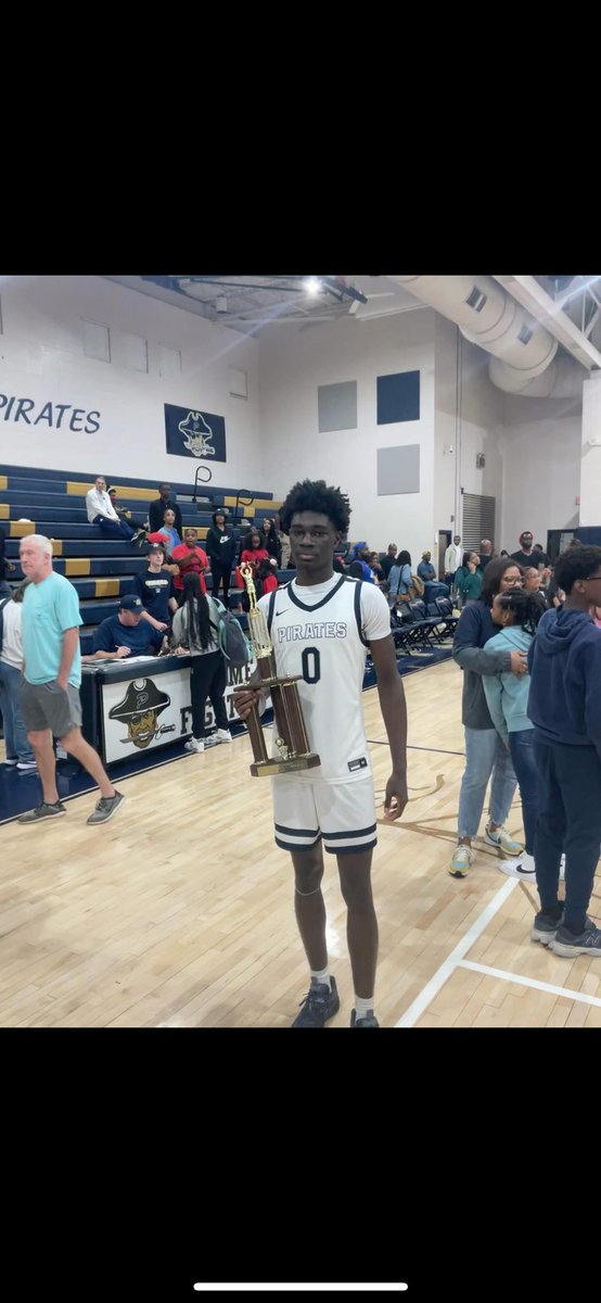 District champs and All District 🏴‍☠️
Playoff time⏳💙💛