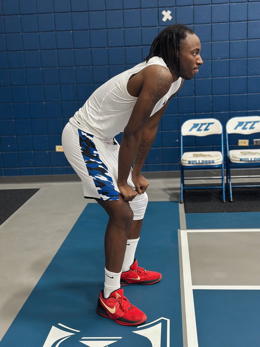 PittCCBsktball's tweet photo. Friday night W 

Bulldogs 69 | SouthWest Virginia CC 56 https://t.co/DR9lwZOgi6