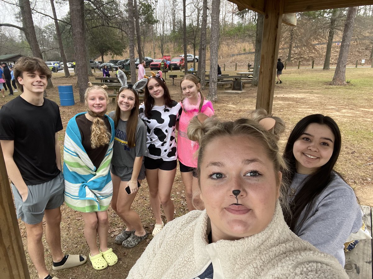 Fan I Am Unified showed up and took the Polar Plunge for SCSO@wkhscc2