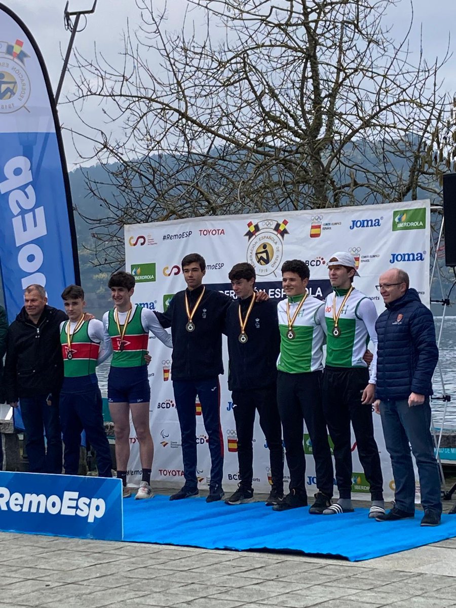 Gaur Castrelo do Miñon (Ourense) Espainiako Distantzi Luzeko txapelketa ospatu da. HAEk 6 ontzirekin parte hartu du.

🥉 Ohian Zeberio eta Iñigo Busto bikoa lemazain gabeko kadete mailan brontzezko domina eskuratu dute.
Bihar Euskadiko Selekzioarekin lehiatuko dira. ZORIONAK! 💚