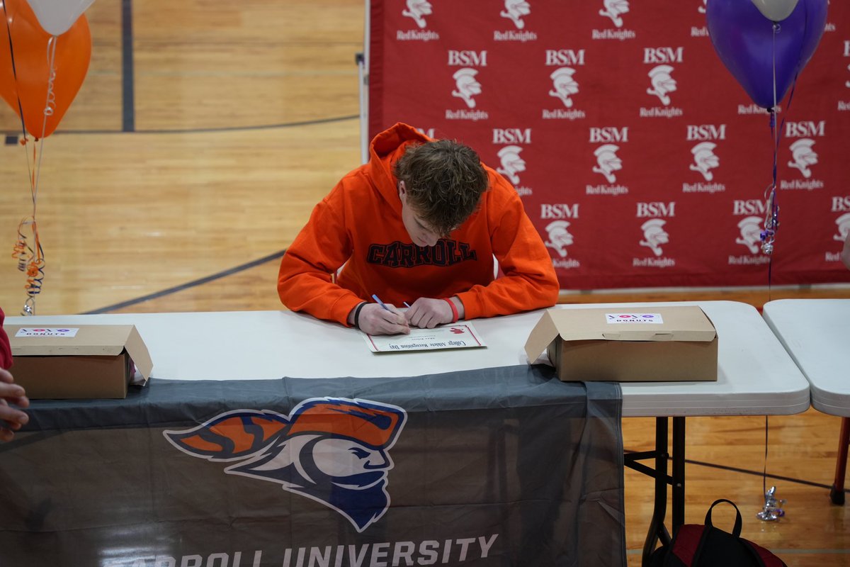 max kloss tweet media