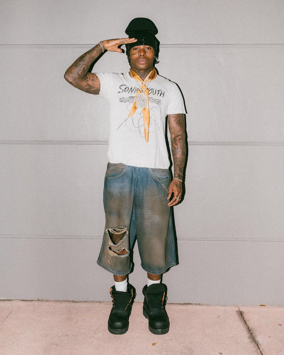 SnehQueenBee's tweet image. 🪖🪖🪖🪖🪖🪖🪖