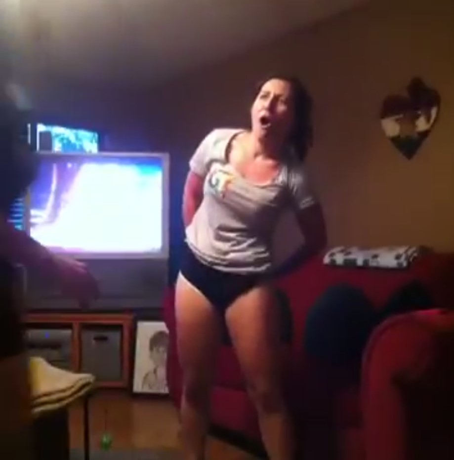 follow <a href="/wedgiedevils/">wedgiedevils</a>