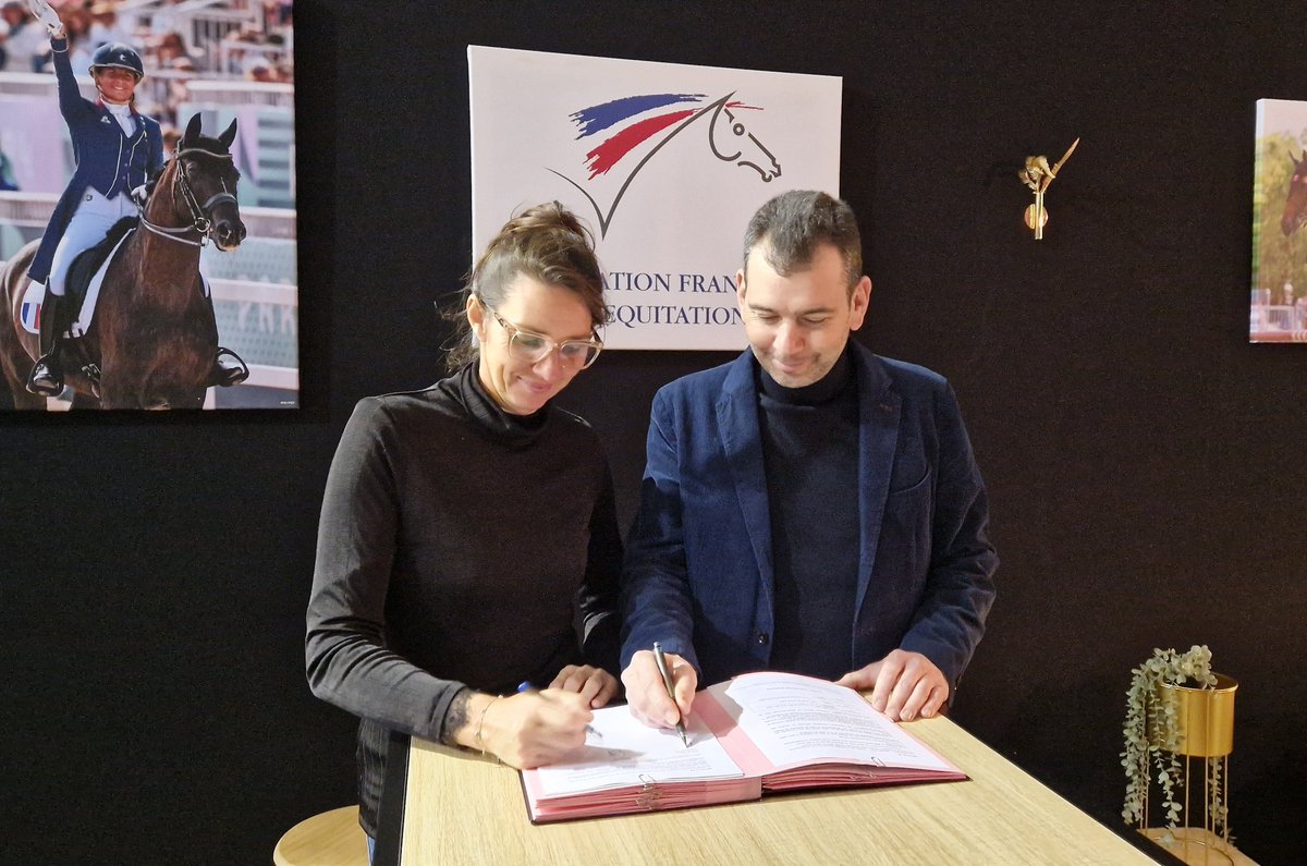Ce samedi, la <a href="/FFEquitation/">Fédération Française d'Équitation</a> &amp; son président <a href="/FredericBouix/">Frédéric Bouix</a> ont renouvelé leur engagement au côté de la Fédération Polynésienne d'Equitation &amp; sa présidente Fanny Thurot pour participer au développement de l'#équitation sur ce territoire en signant une convention de partenariat.
