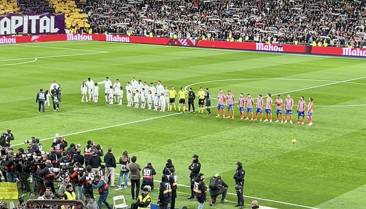 18 ans, ça se fête en grand ! #RealMadrid #realatleti <a href="/realmadrid/">Real Madrid C.F.</a>