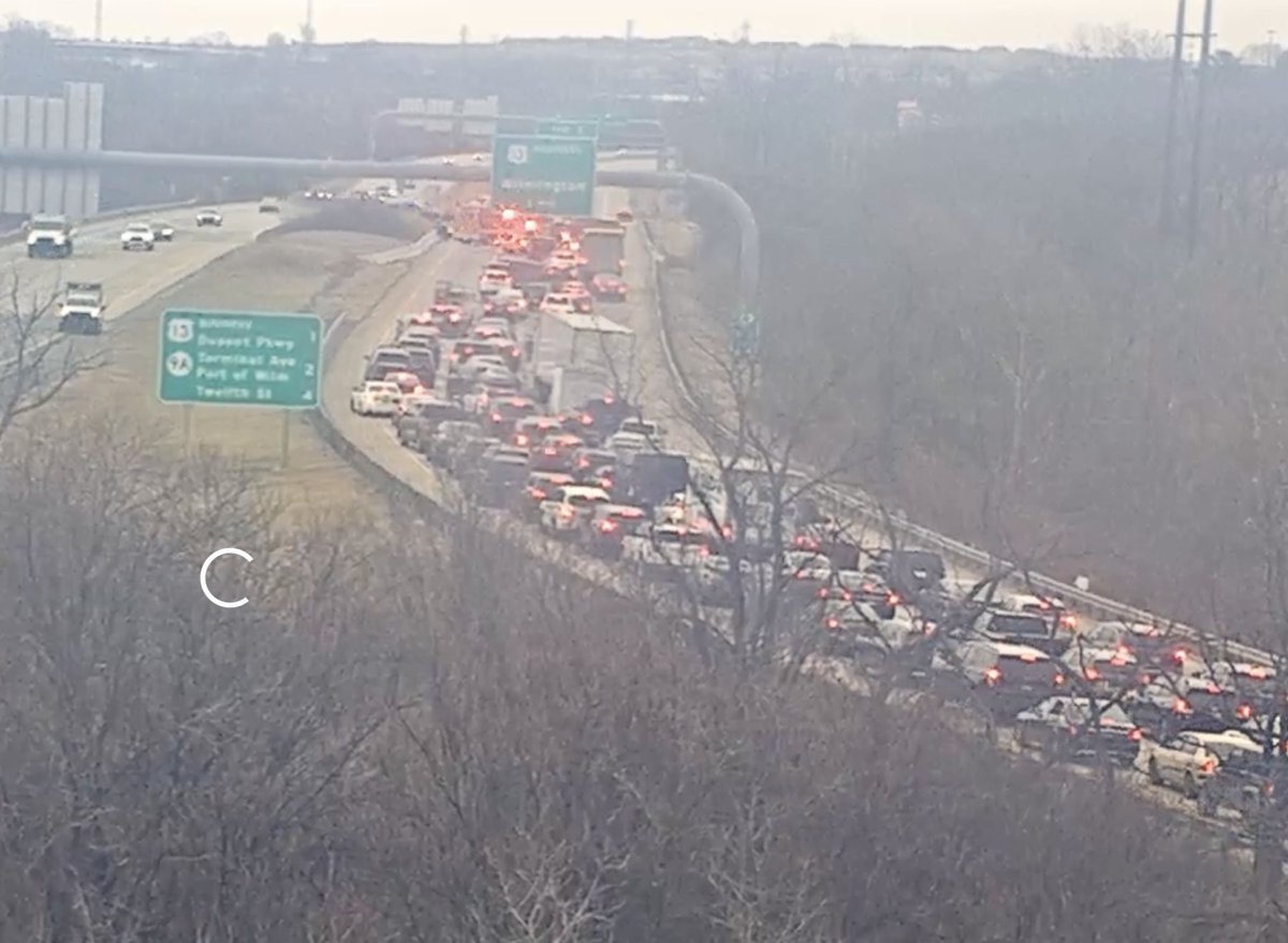 Waze Delaware tweet media