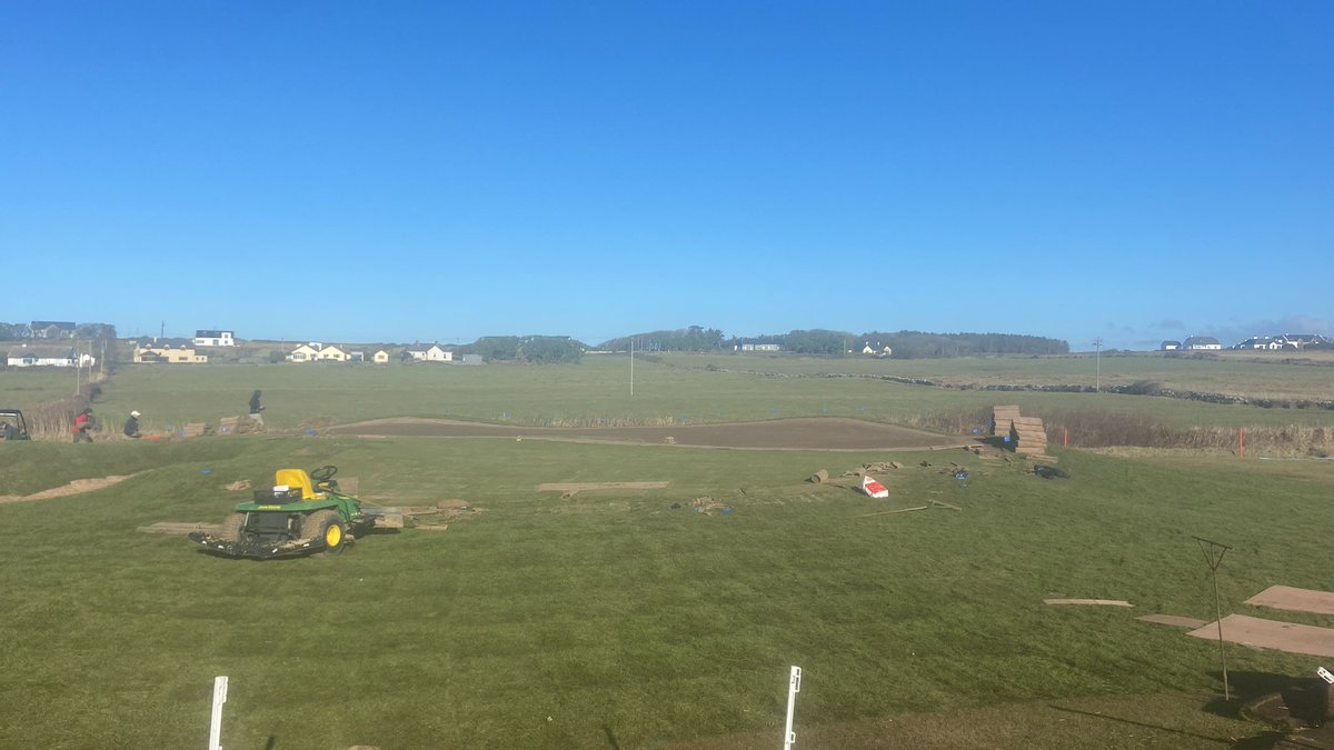 Davidonsitegolf's tweet photo. When the greens turf did arrive we set  to reprep the putting surface and then began the process of the installation. Just as the surrounds, the beautiful contouring and new pin positions revealed themselves by the end of the day. https://t.co/1UNKpDbmP0