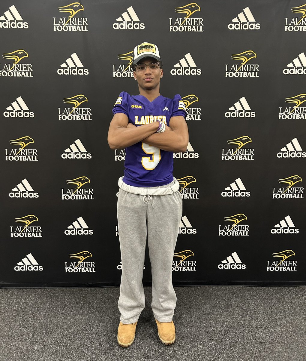 It’s a GOLDEN weekend! 

Gabe Hamilton, Wide Receiver from Brantford is the newest Laurier signing. 
Welcome to the family, Gabe! 

#SoarAbove